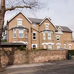 Clarendon House & Gardens