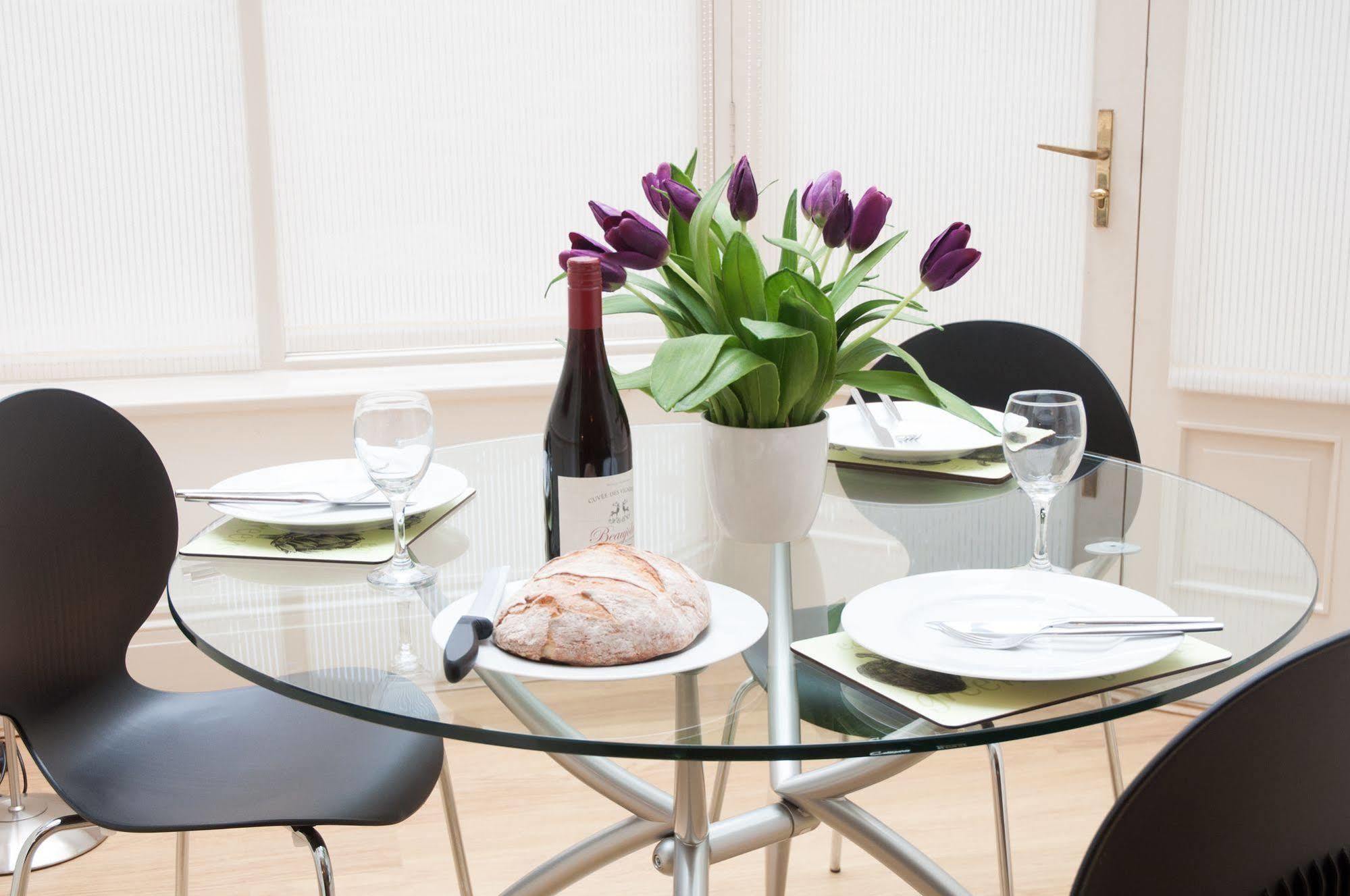 Clarendon House & Gardens Appartamento Londra